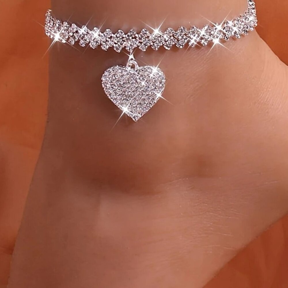 Ankle Bracelet Love Heart Color: Silvery)